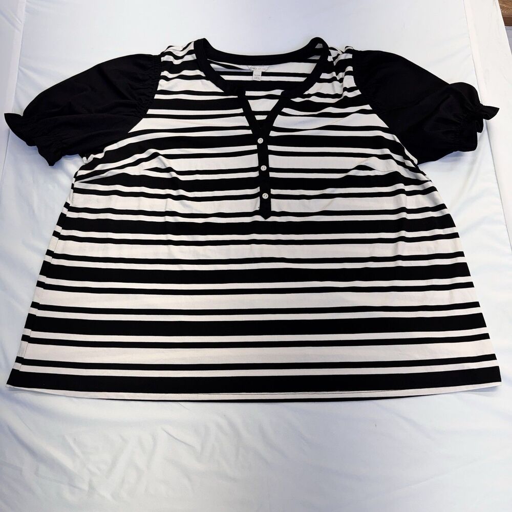Cato Women's Plus Size 26/28W Striped Henley Top - Black & White Puff Sleeve - Picture 3 of 8